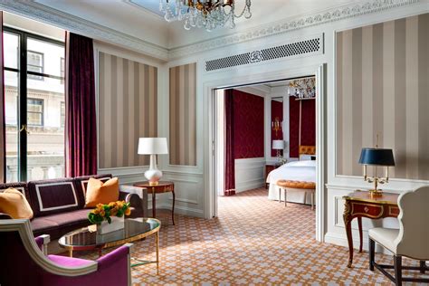 THE 10 BEST New York City Hotels with Smoking Rooms.